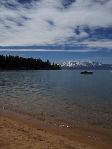 Lake Tahoe (palo-alto_100_8917.jpg) wird geladen. Eindrucksvolle Fotos von der Westküste Amerikas erwarten Sie.